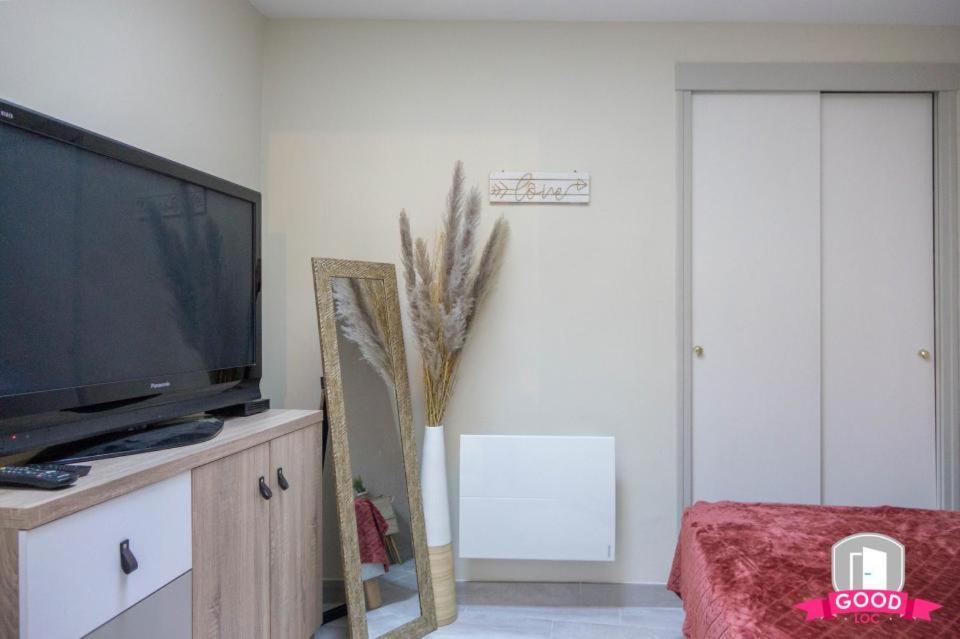 Appartement La Coquille d'Orléans avec sa cour Extérieur photo